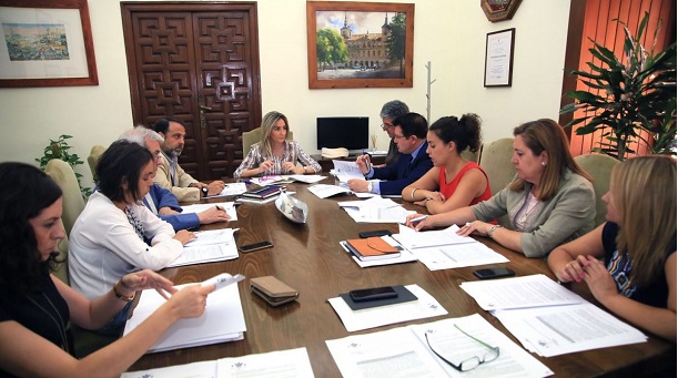 junta de gobierno local.