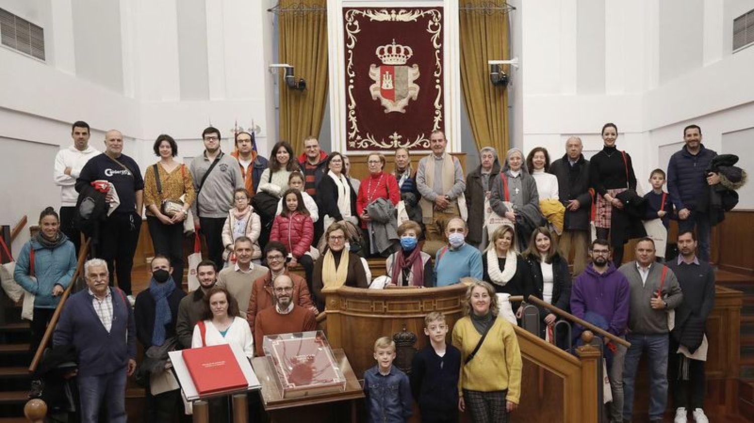 Las Cortes regionales han hecho una jornada de puertas abiertas por el Día de la Constitución.