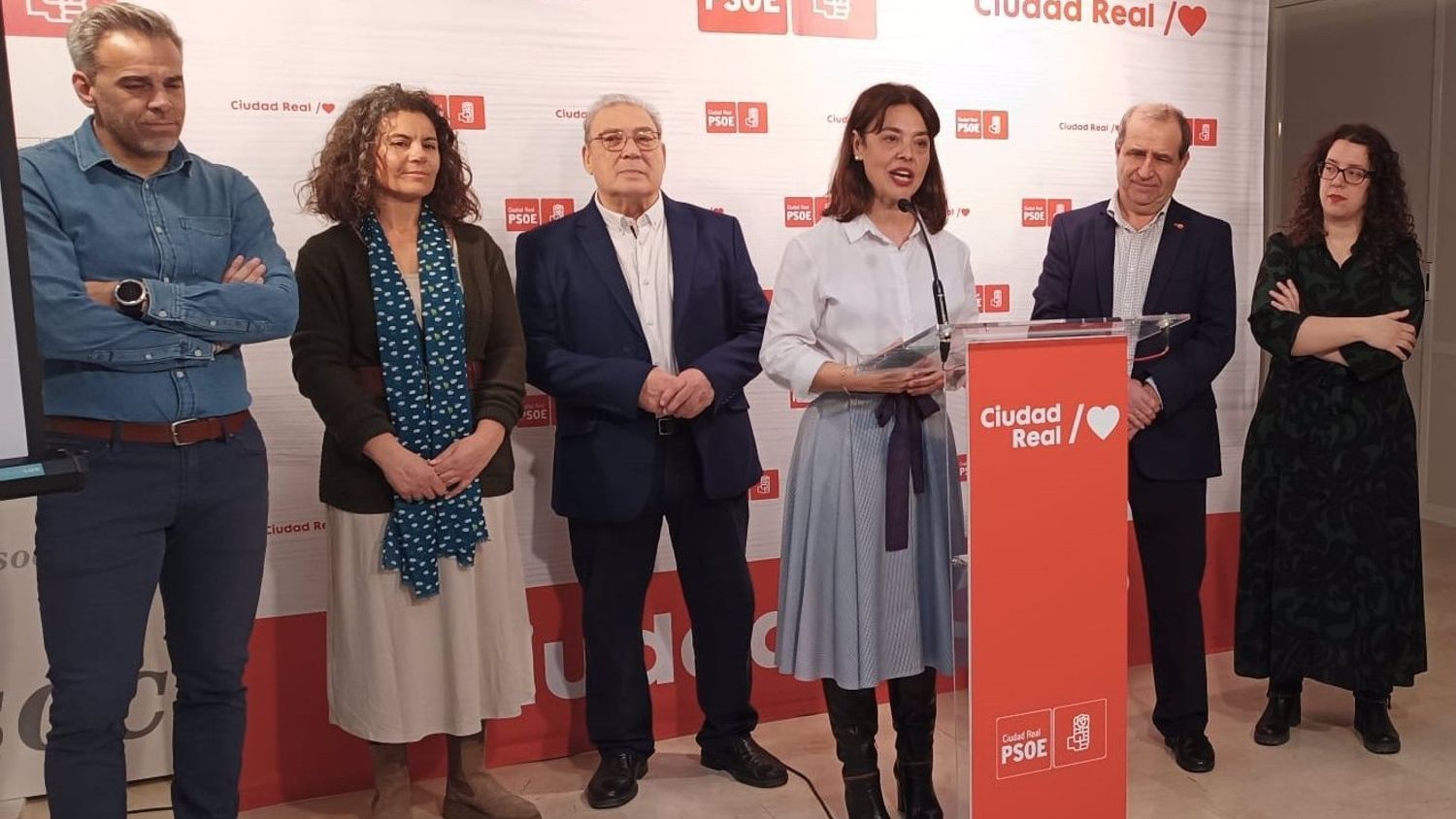 La candidata del PSOE a la Alcaldía de Ciudad Real, Pilar Zamora, durante la presentación de su lista.