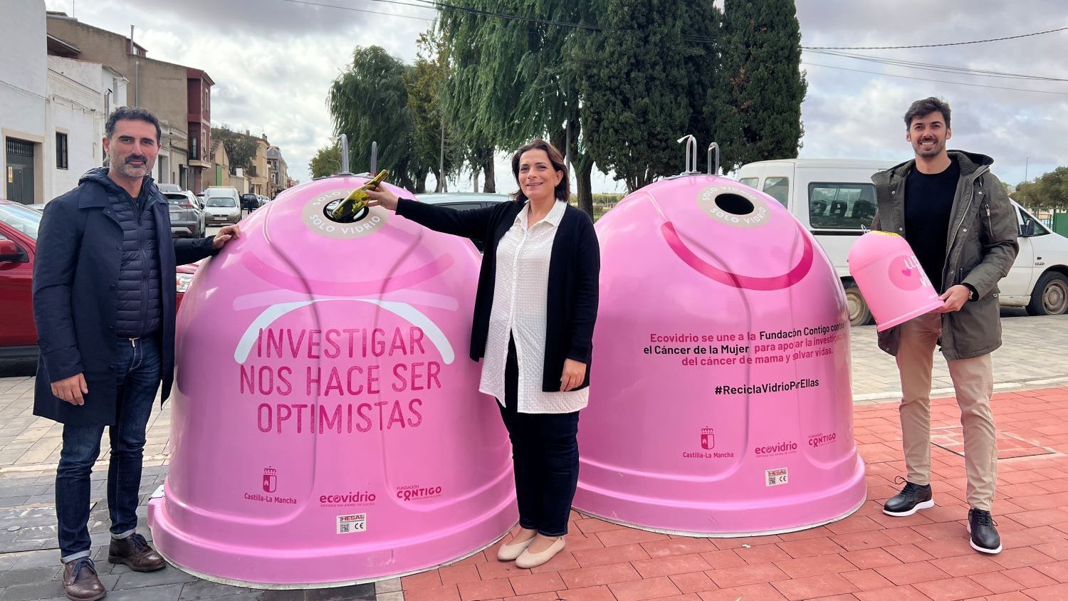 La campaña "Recicla vidrio por ellas" en favor de la lucha contra el